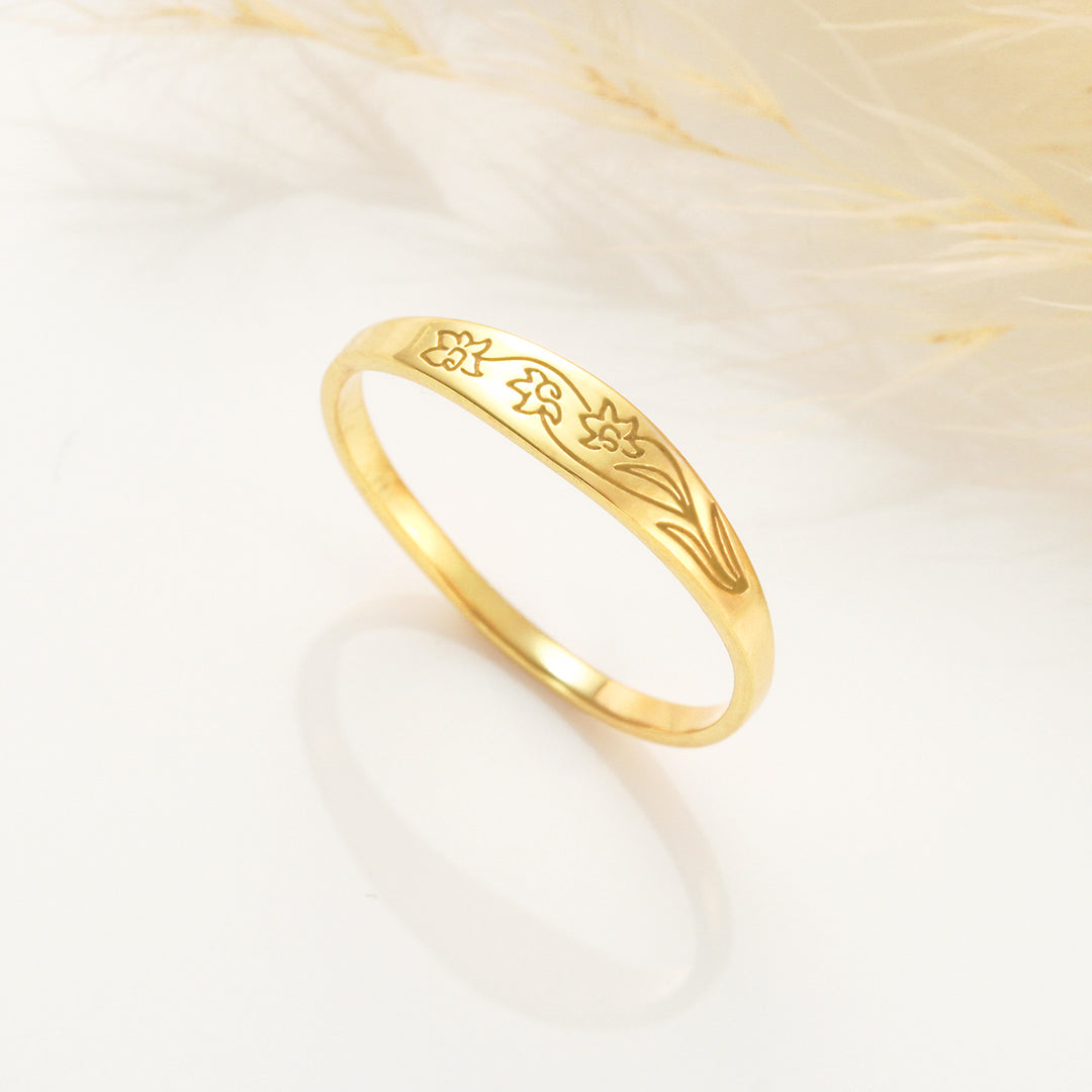 Engraved Birthflower Ring