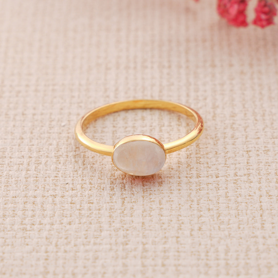 Natural Oval Moon Stone Ring II – Gold Filled White Gemstone Ring by Lyphiyes